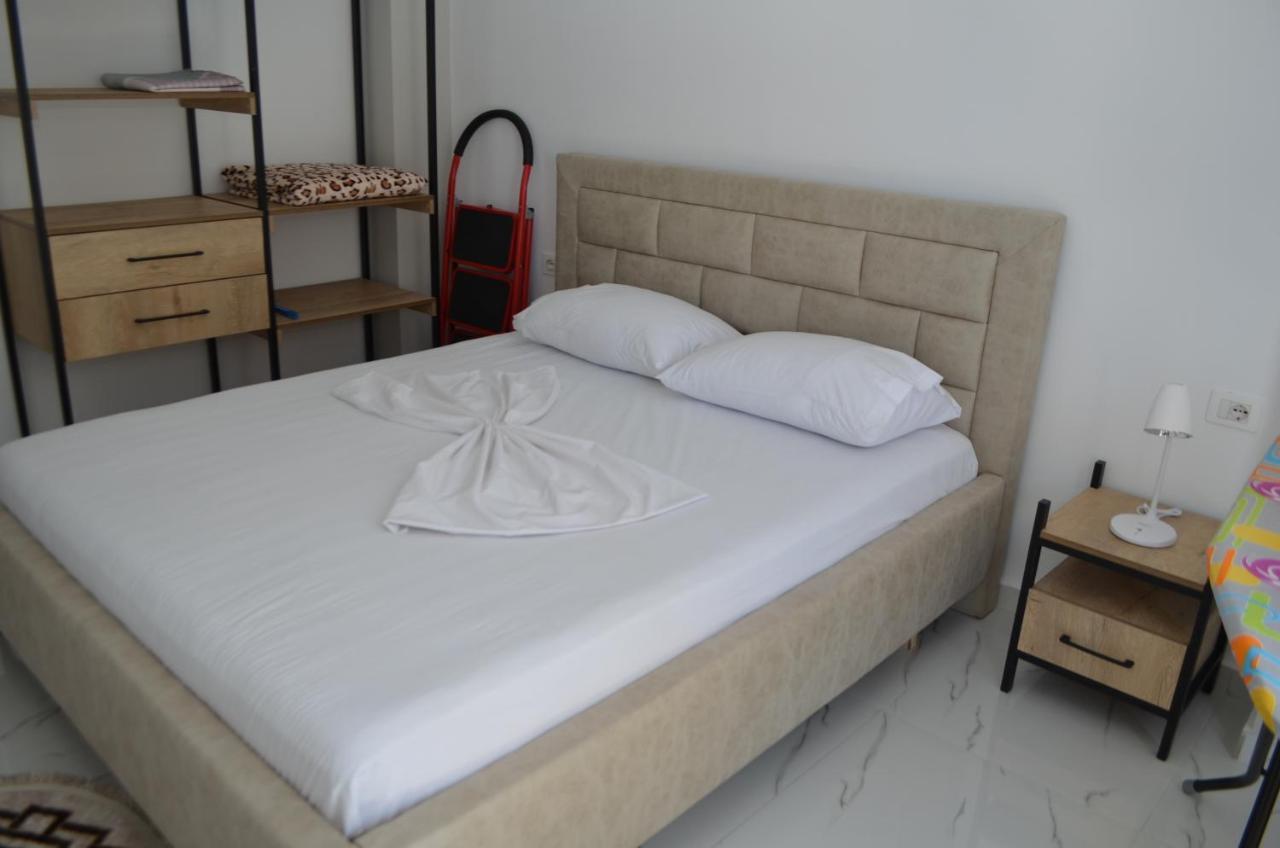 Akil Apartments Sarande Exterior photo