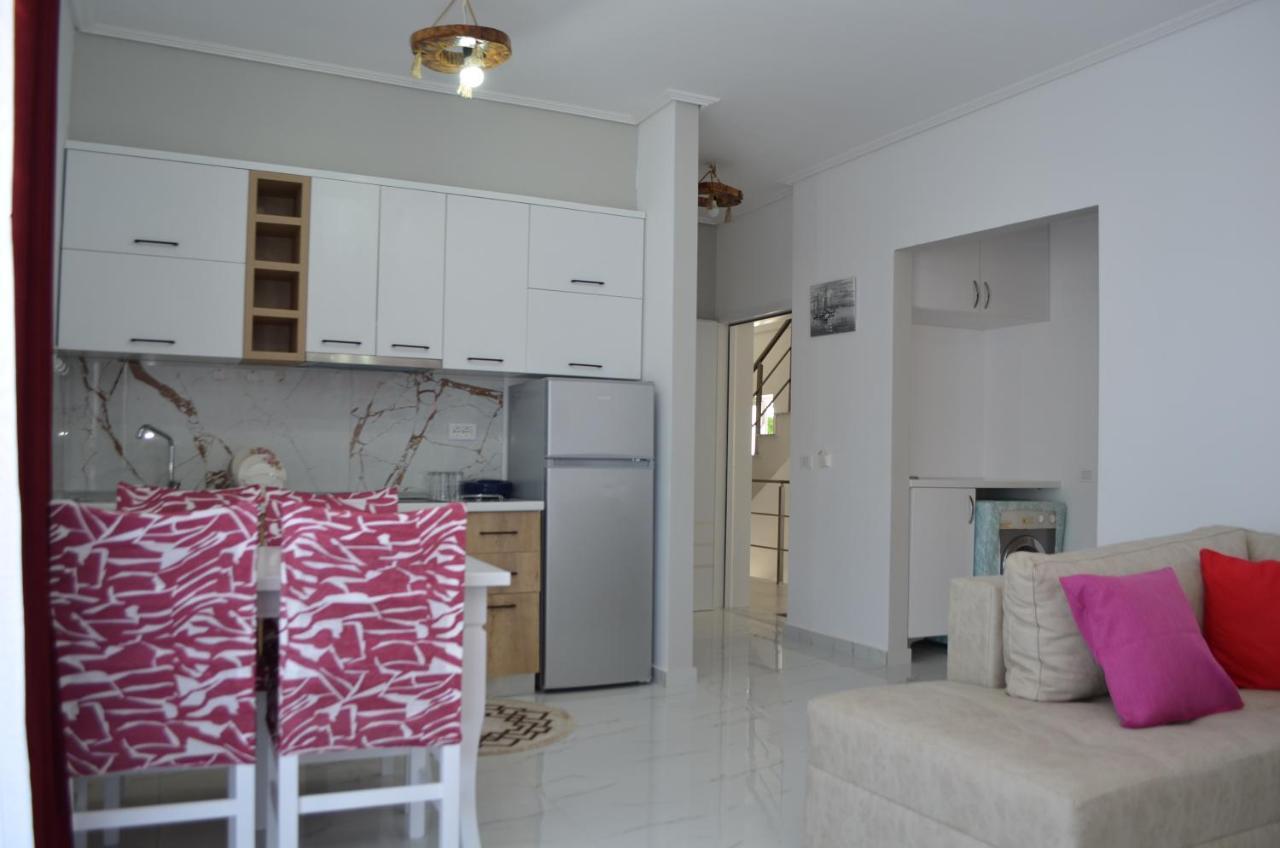 Akil Apartments Sarande Exterior photo